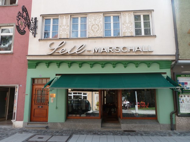 Seil-Marschall shop housefront