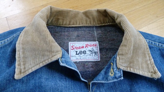 Lee Storm Rider denim jacket - front neck view