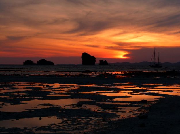 sunset in thailon on the chicken island