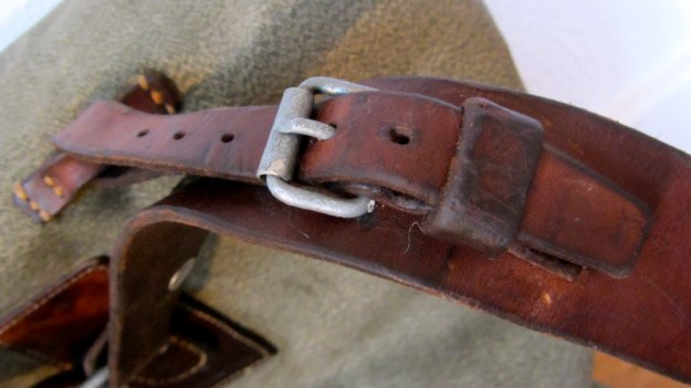 swiss army backpack salt and pepper small - light one, fasteners