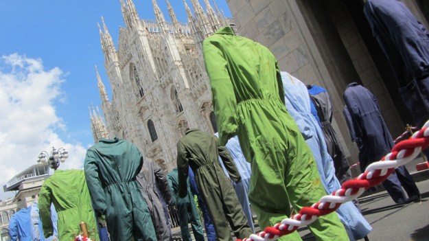 salone 2012 milano duomo installation
