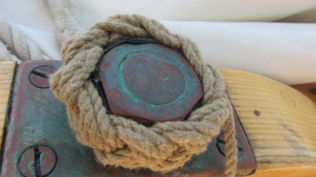 Moonbeam IV Yacht - details