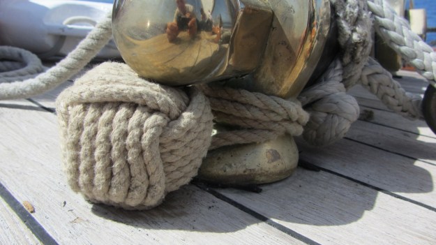 Moonbeam IV Yacht - detail rope art