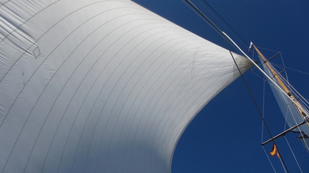 Moonbeam IV Yacht sail in the sun