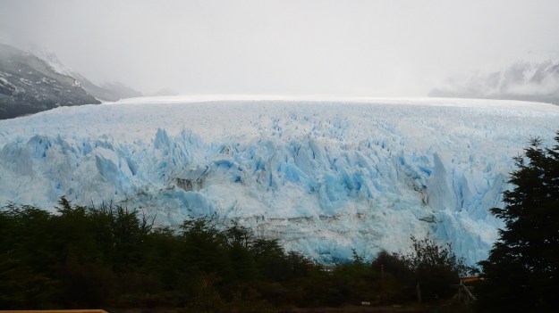 glaciers argentina patagonia petito moreno - ice ice baby3