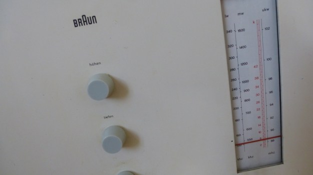 Braun RT 20 Radio - frequency dials