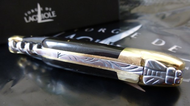 happy birthday mom - forge de laguiole knife, back and the fly or bee