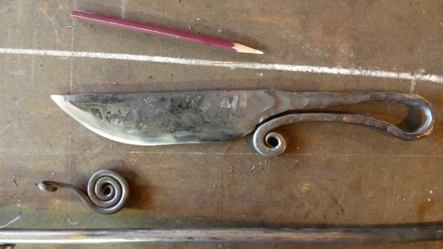 Learn to forge with mastersmith Tom Carstens - knife avb