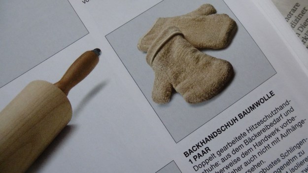 Manufactum Nr. 25 Summer 2012 personal highlights - baking gloves