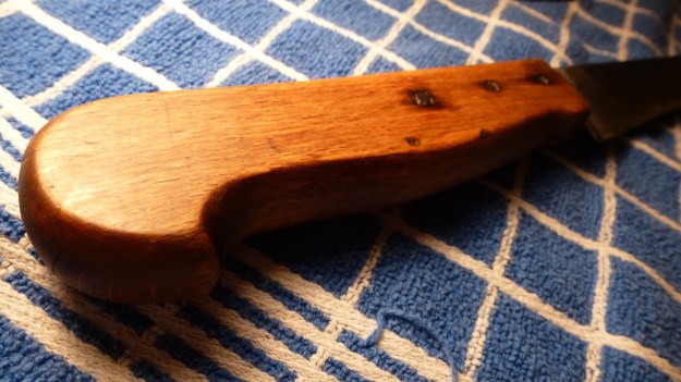 pimped an rusty old kitchen knife after being restored, the handle