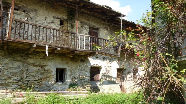 Valle Maira, Maira Tal, Maira Valley ruins