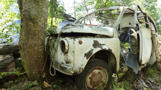 Valle Maira, Maira Tal, Maira Valley abandoned Fiat 500