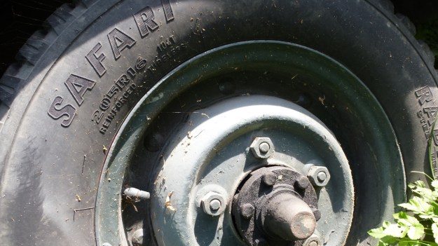 old stuff around the shipyard - landrover defender safari wheels