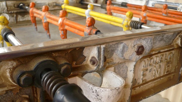 Antique Kicker - Patagonia table kicker ball slot vintage