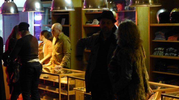 B-74 Frankfurt counter area, uwe mr, mrs. ms. hashemi 