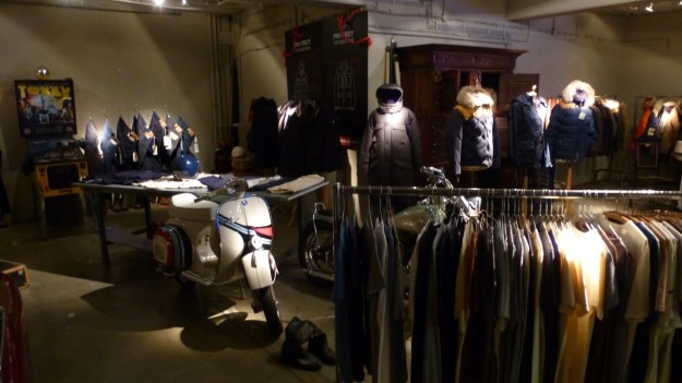 B-74 Frankfurt store interior view