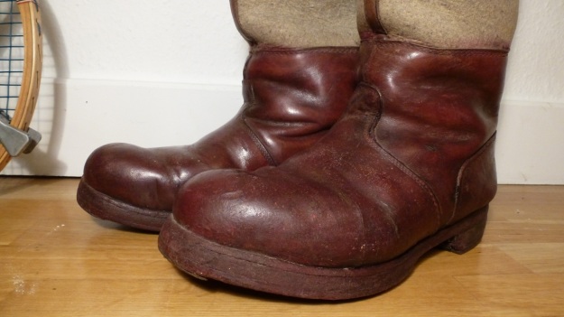 brown felt boots - santa claus - chestnuts vintage leather closer details