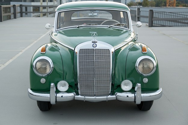 Mercedes-Benz 300 b W186 III Adenauer front