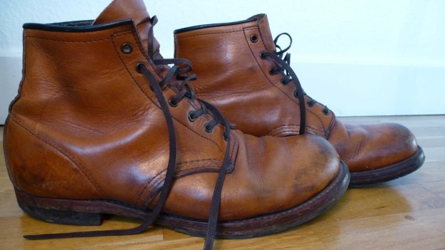 Red Wing 9013 shoes boots side view both