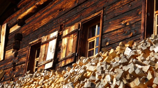 Rehmen Liegstein Austria Vorarlberg Trekking wooden mountain hut