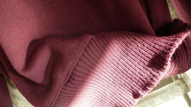 Dehen Signature Varsity V-Neck