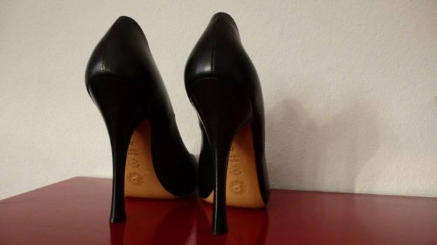 Pollini high heels 09