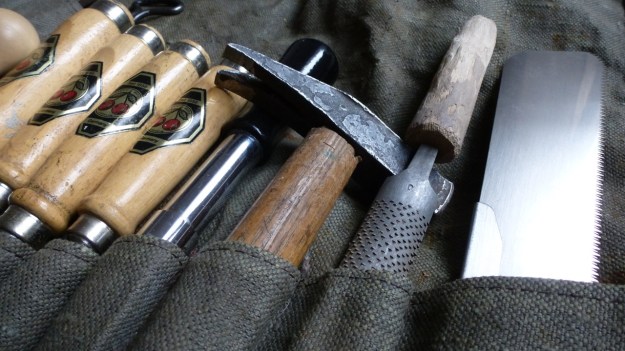 Woodworking canvas tool roll hammer