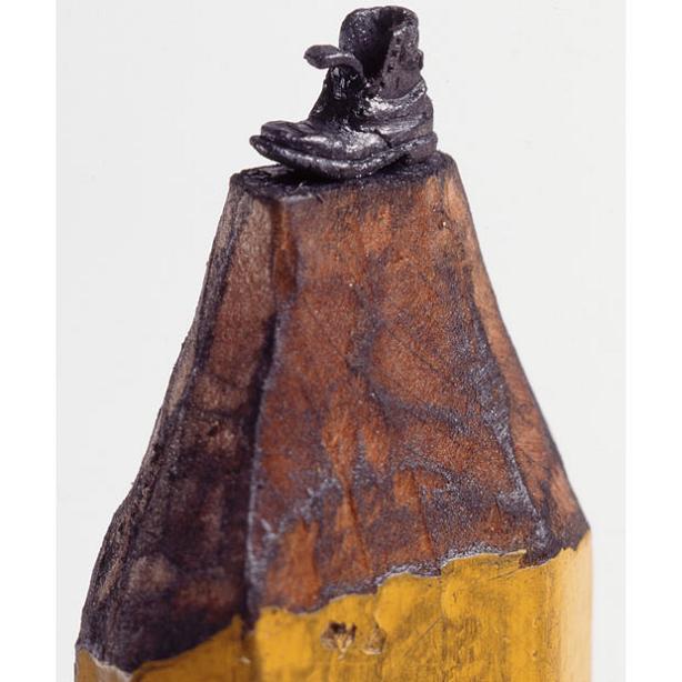 dalton ghetti red wing pen carving art