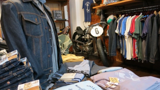 Peter Fields Berlin Shop visit - Feinschmuck10