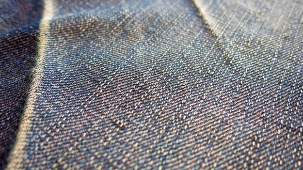 pure blue japan & syoaiya denim macro images19