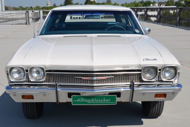 68er Chevelle Malibu Station Wagon front