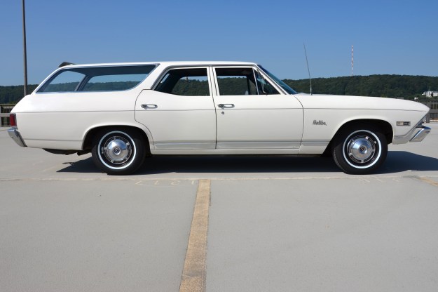 68er Chevelle Malibu Station Wagon side
