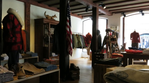 Ecke32 Konstanz Manufacture Store visit 381