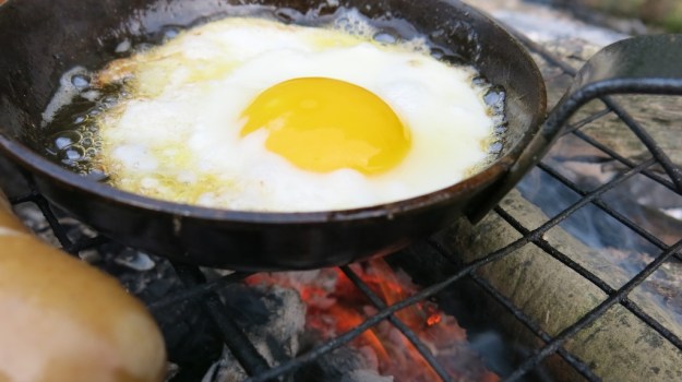 river camp and fish 051