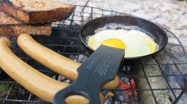 river camp and fish 052