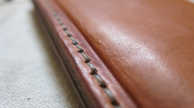 DIY hand sewn IPhone 5 leather sheath 722