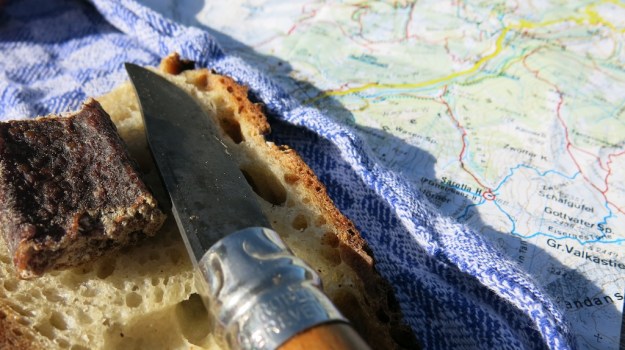 Hiking to the Sarotlahütte  796